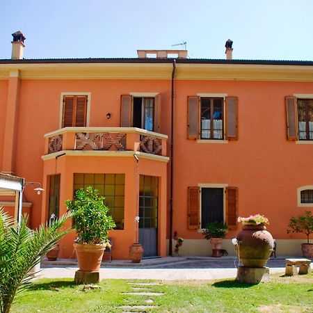 Hotel Villa Maya Cascina Exteriér fotografie