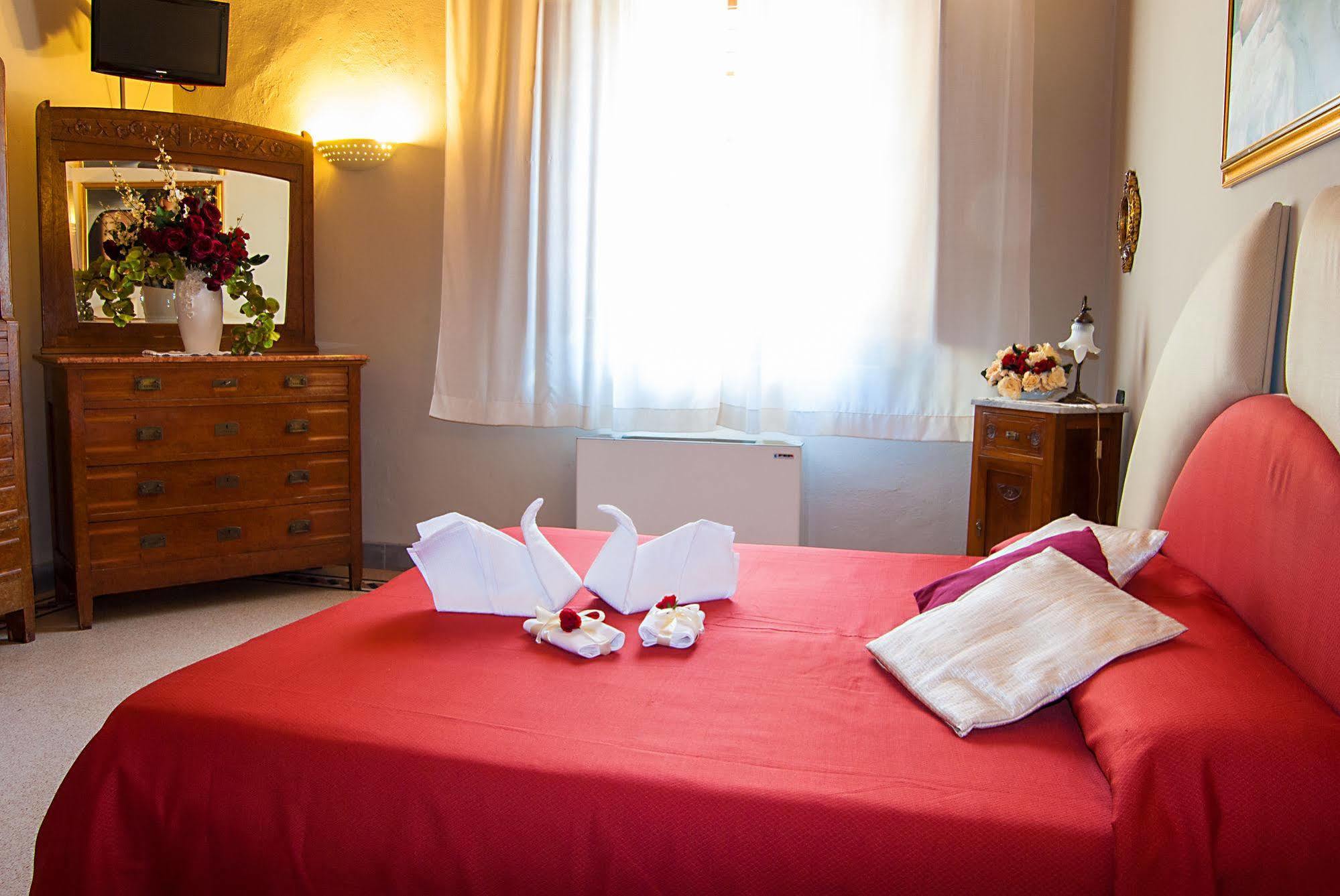 Hotel Villa Maya Cascina Exteriér fotografie